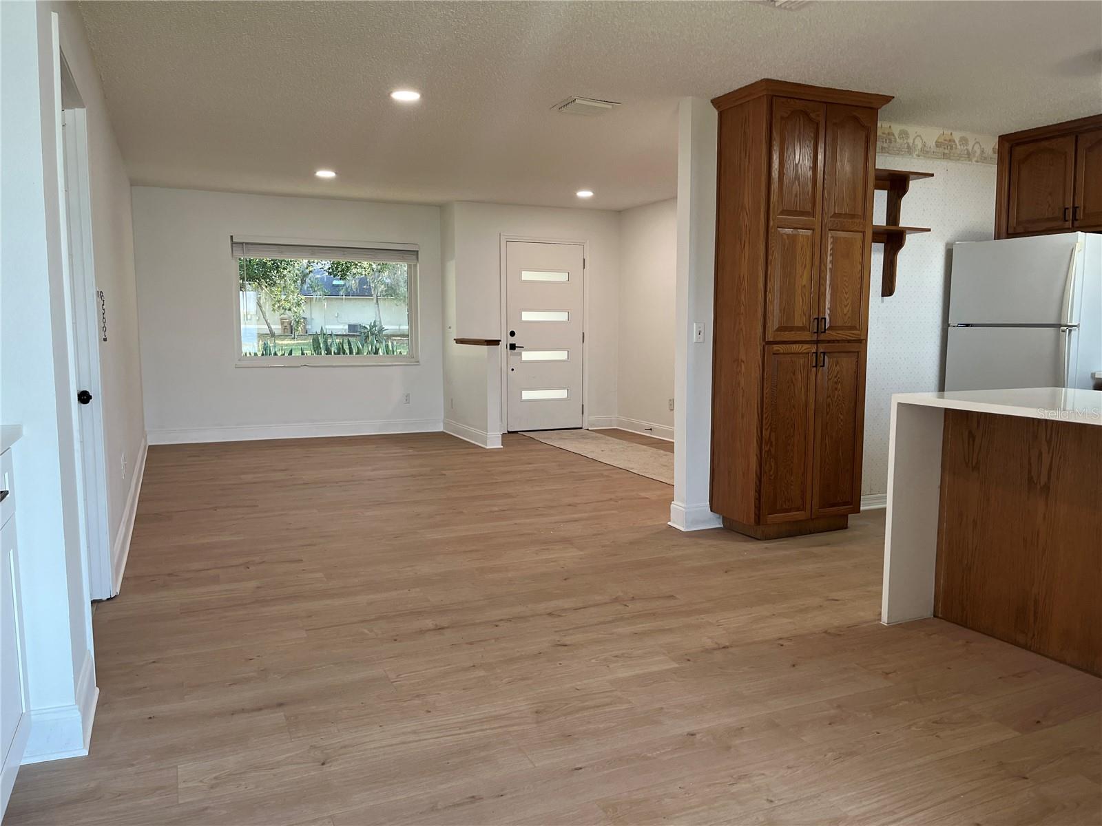 Image 9 of 33 For 6346 Bennett Court