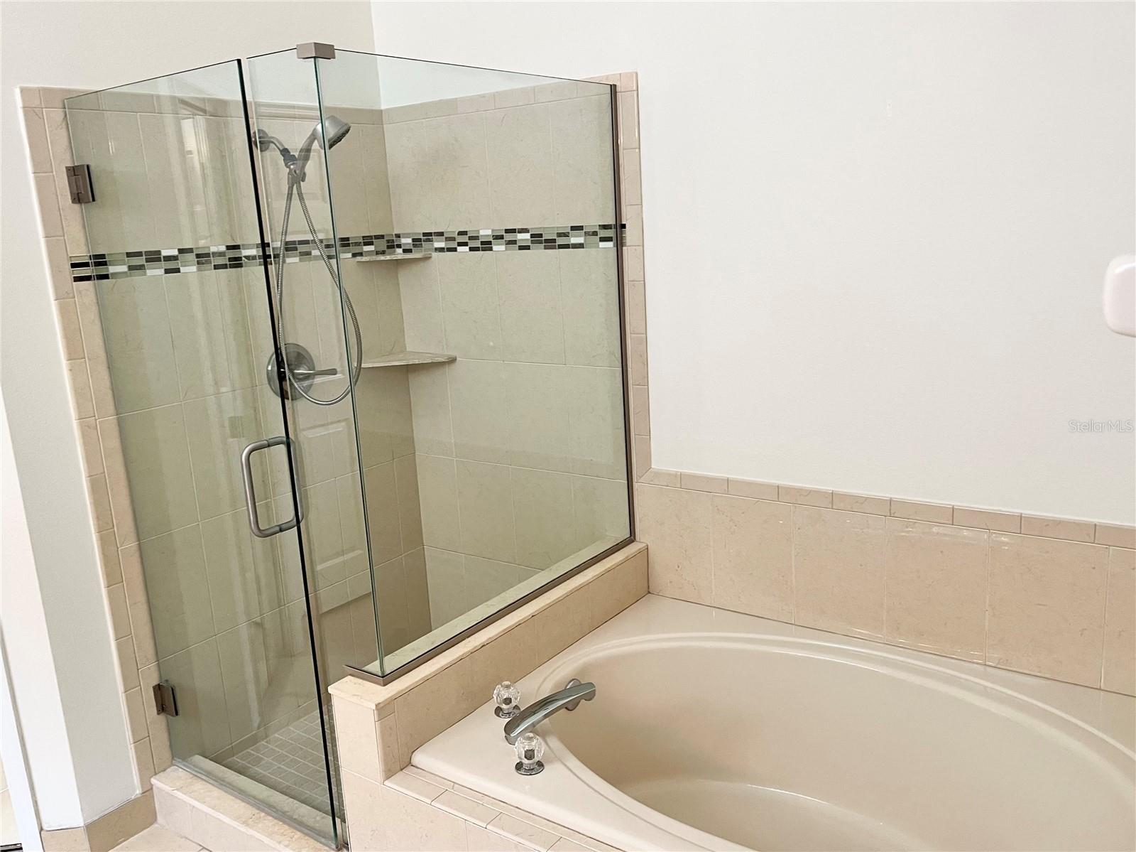 Image 15 of 44 For 3415 Santa Monica Drive