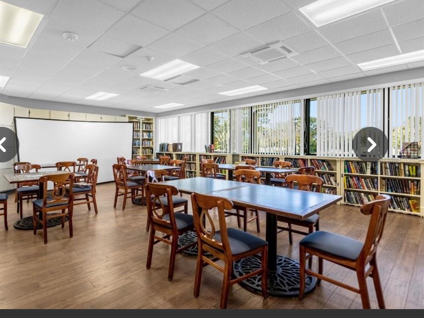 Image 31 of 44 For 3415 Santa Monica Drive