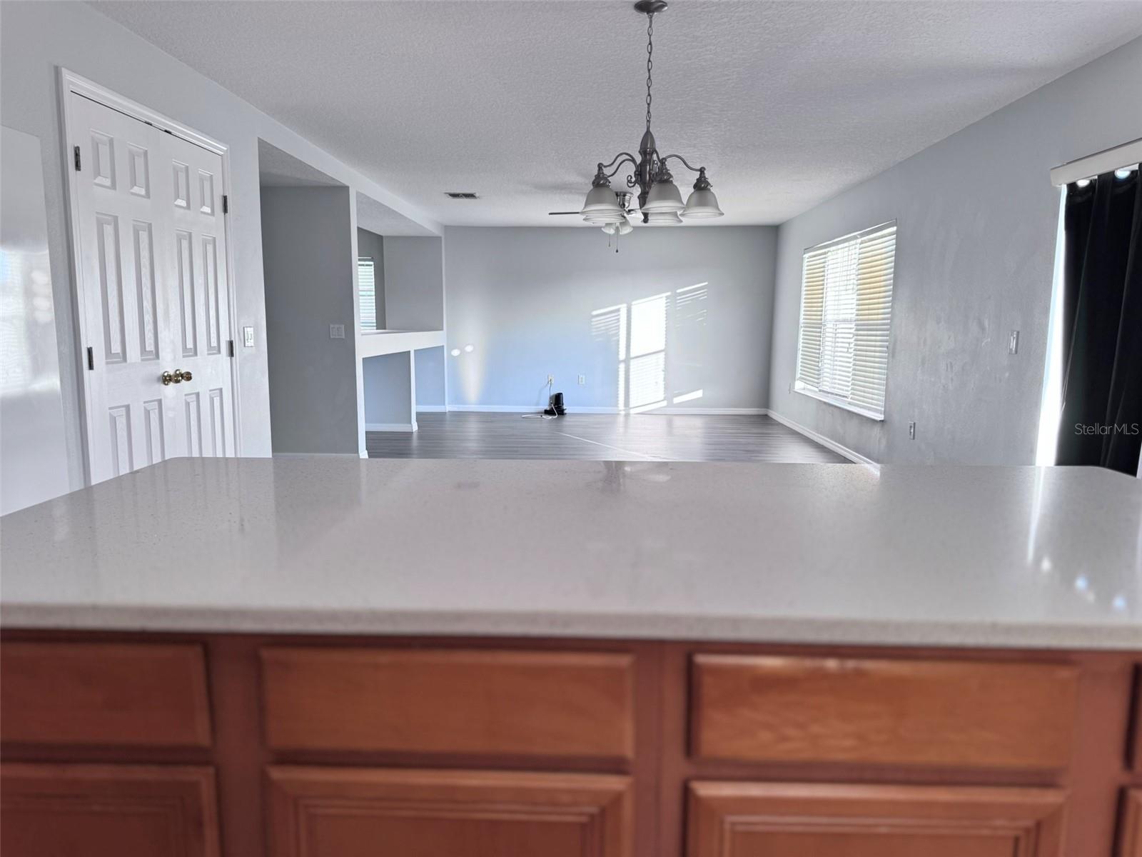 Image 12 of 23 For 664 Canna Drive