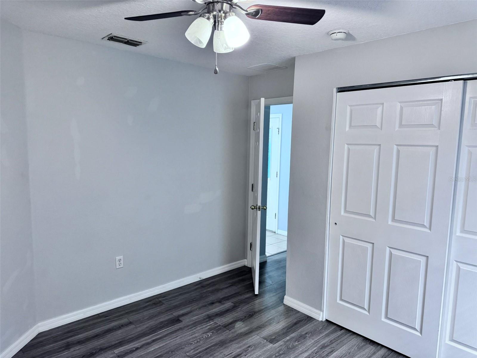 Image 18 of 23 For 664 Canna Drive