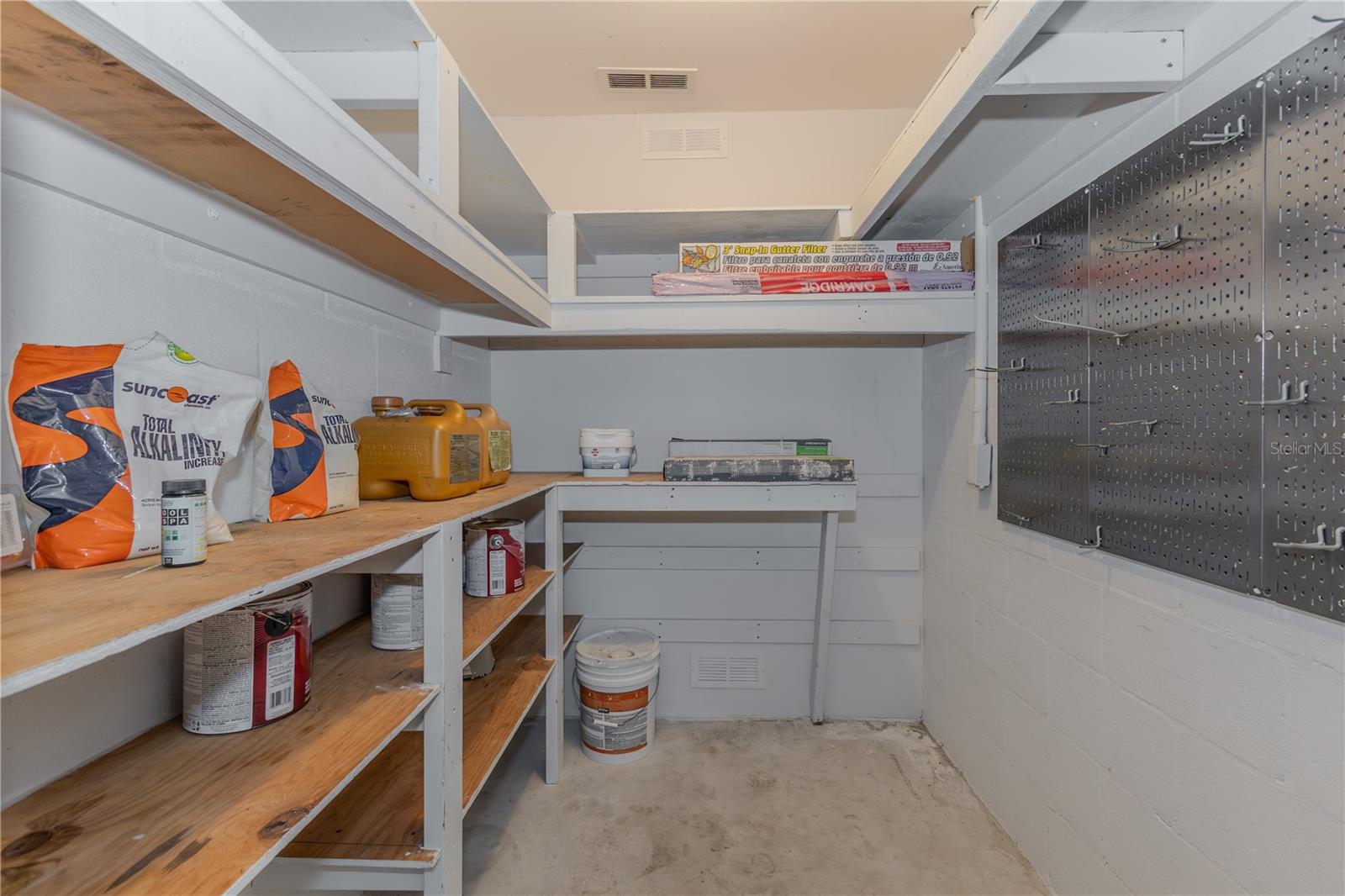 Image 33 of 34 For 1229 Hancock Circle