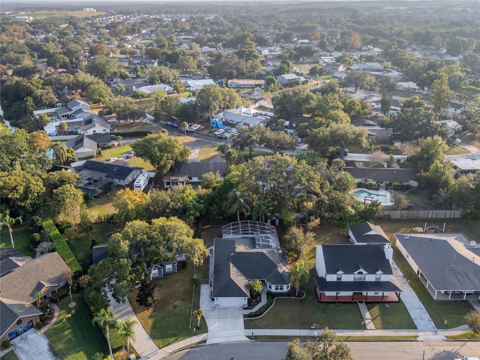 Image 5 of 34 For 1229 Hancock Circle
