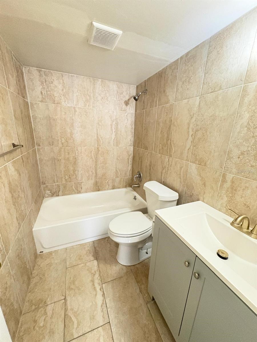 Image 11 of 11 For 5891 Curry Ford Road 15