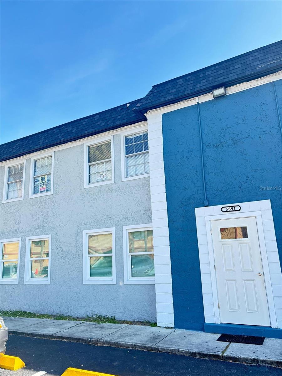 Image 2 of 11 For 5891 Curry Ford Road 15