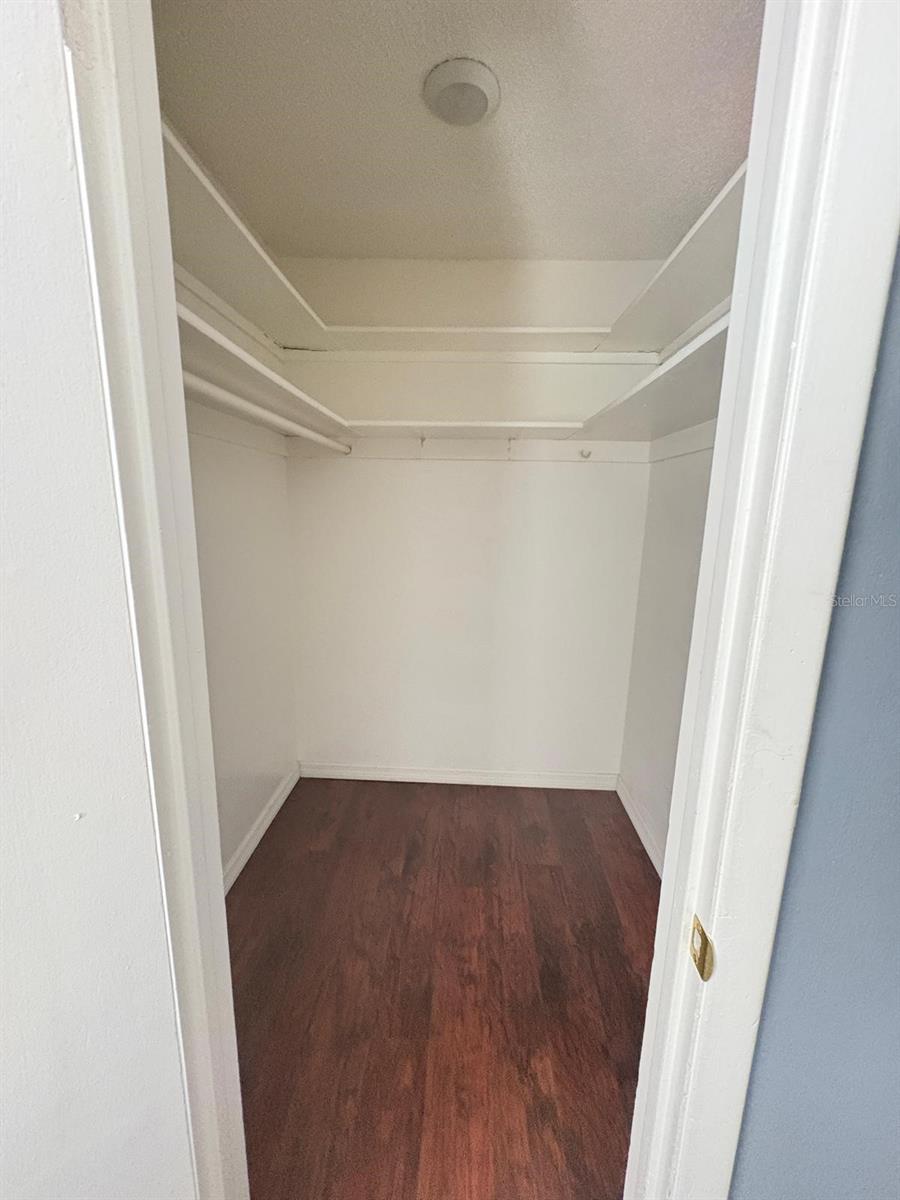 Image 7 of 11 For 5891 Curry Ford Road 15