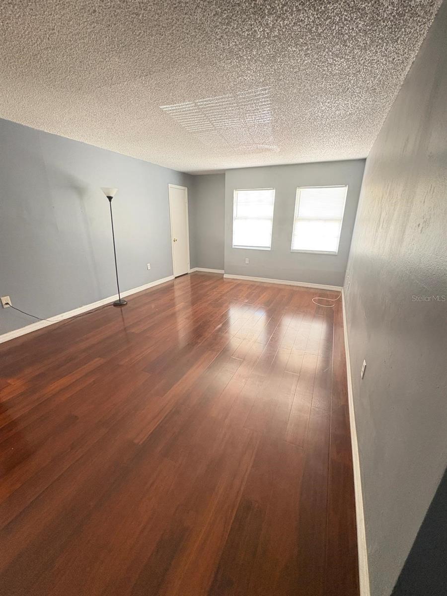 Image 9 of 11 For 5891 Curry Ford Road 15