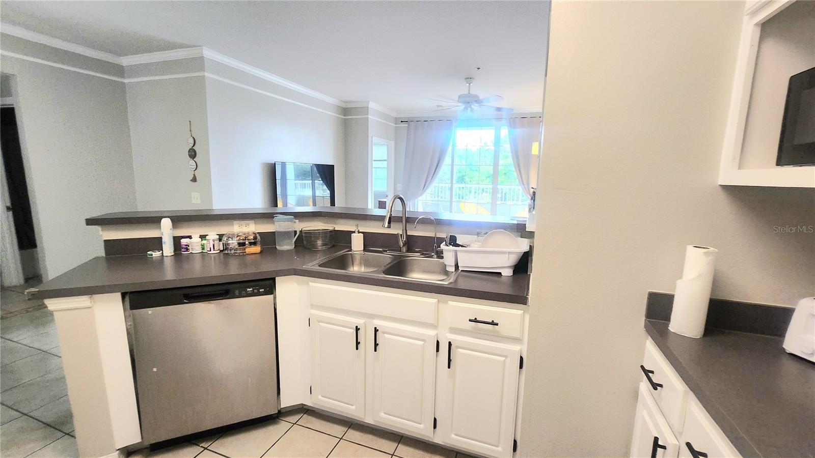 Image 14 of 46 For 6413 Astor Village Avenue 216