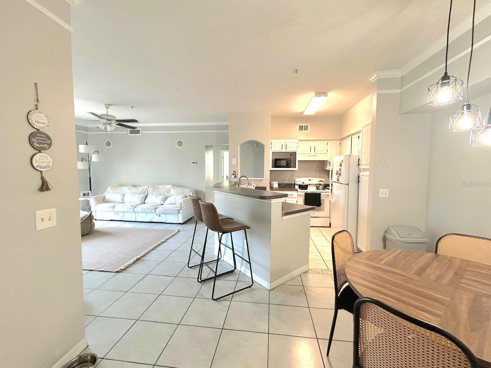 Image 16 of 46 For 6413 Astor Village Avenue 216