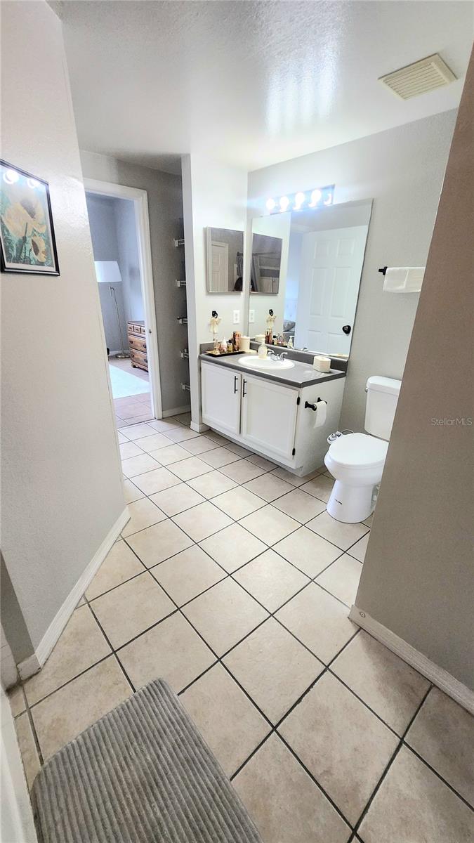 Image 25 of 46 For 6413 Astor Village Avenue 216