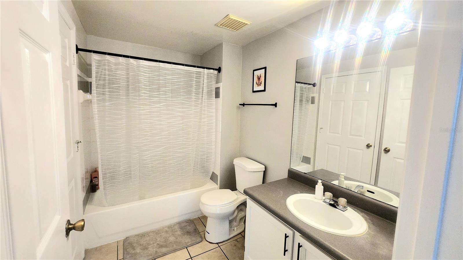 Image 31 of 46 For 6413 Astor Village Avenue 216