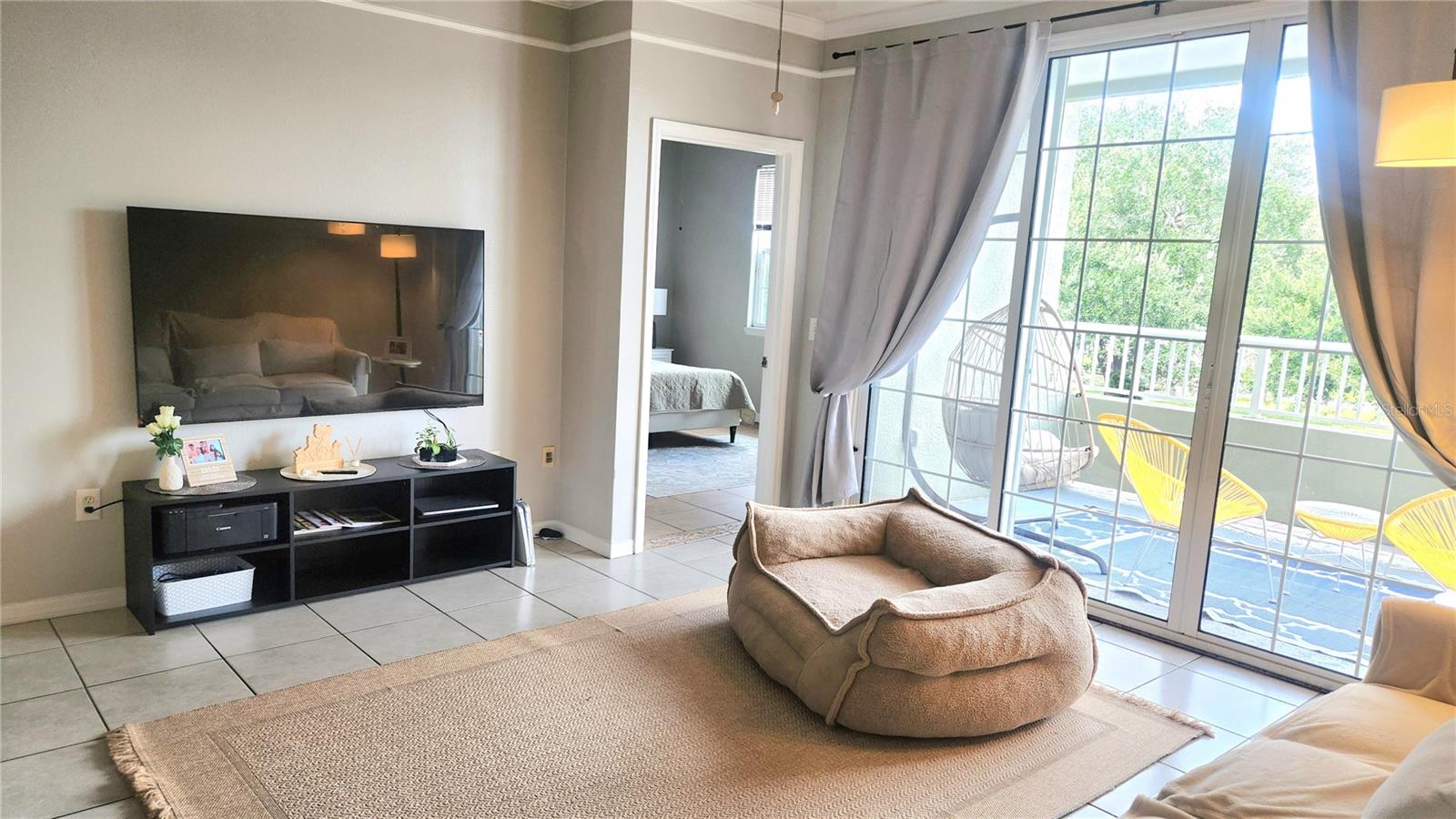 Image 8 of 46 For 6413 Astor Village Avenue 216