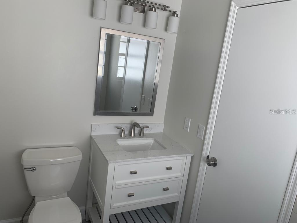 Image 5 of 9 For 1978 Garwood Drive