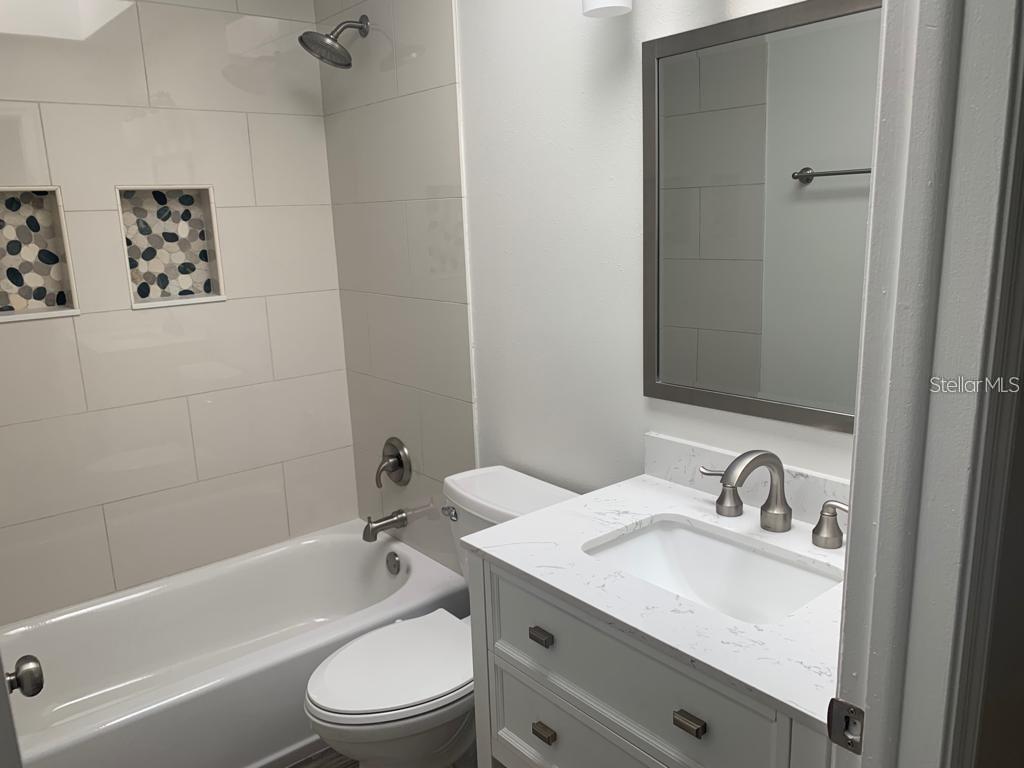 Image 7 of 9 For 1978 Garwood Drive