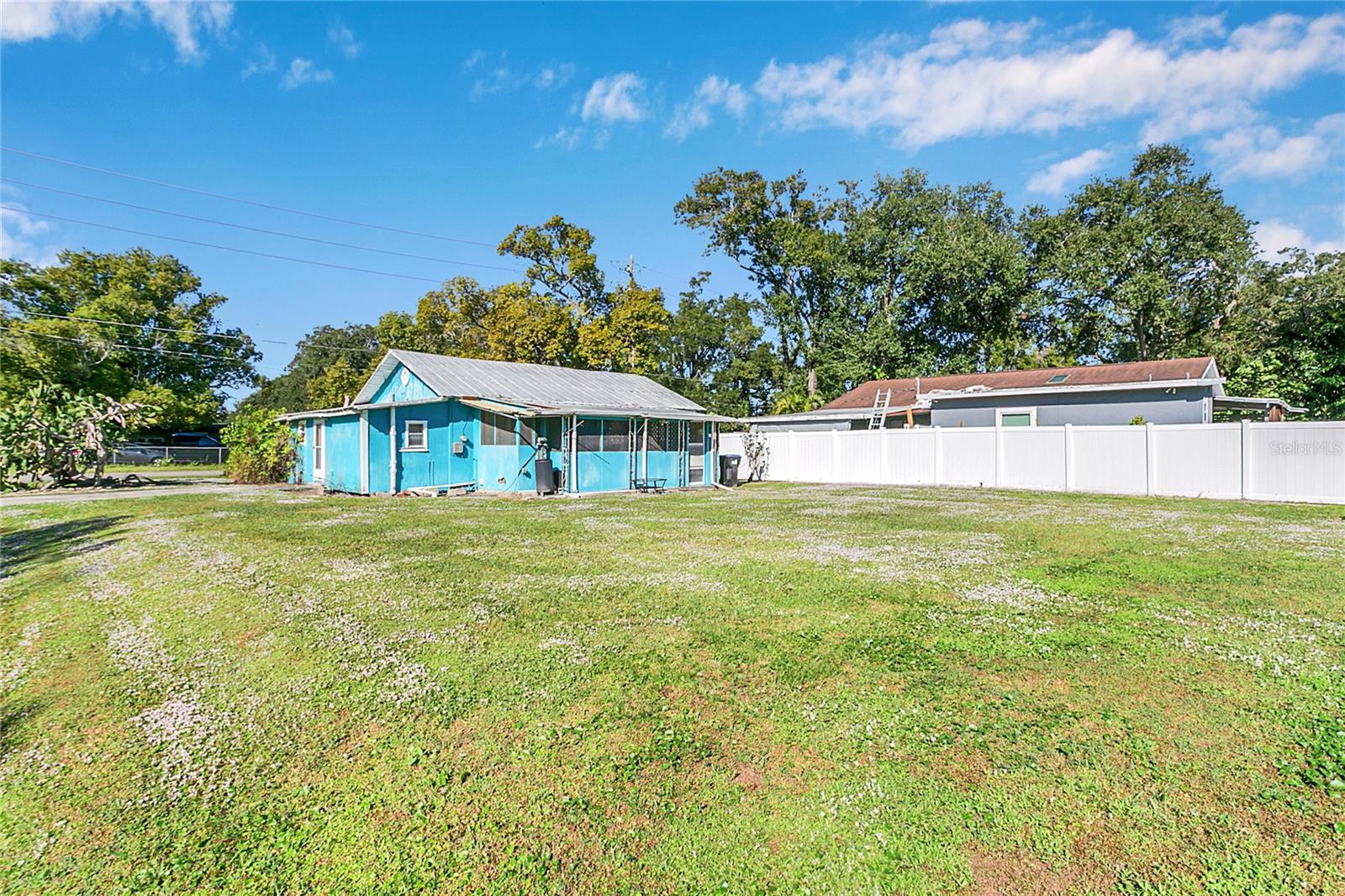 Image 6 of 17 For 9433 2nd Avenue