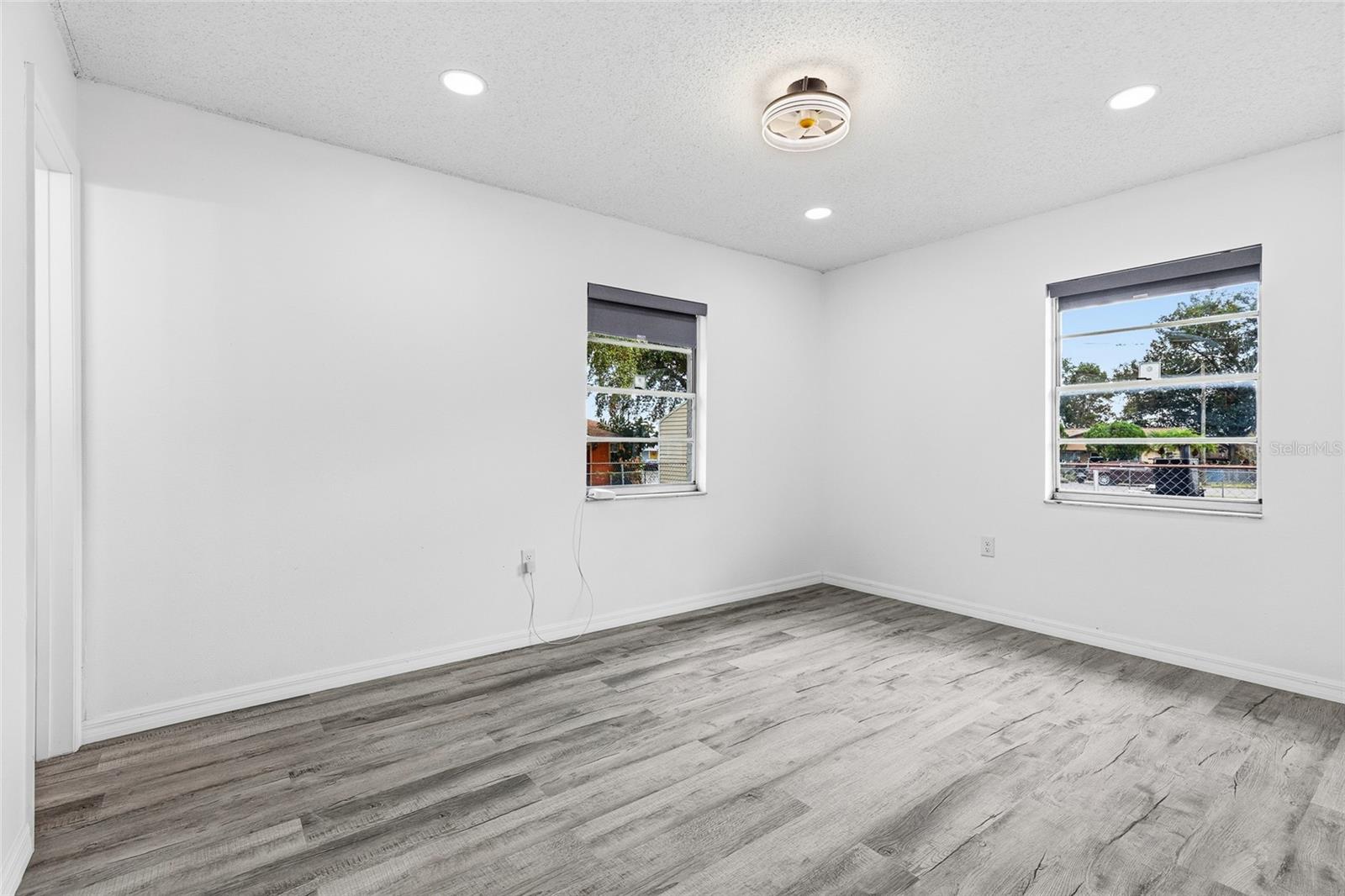 Image 15 of 36 For 2117 Lemon Street