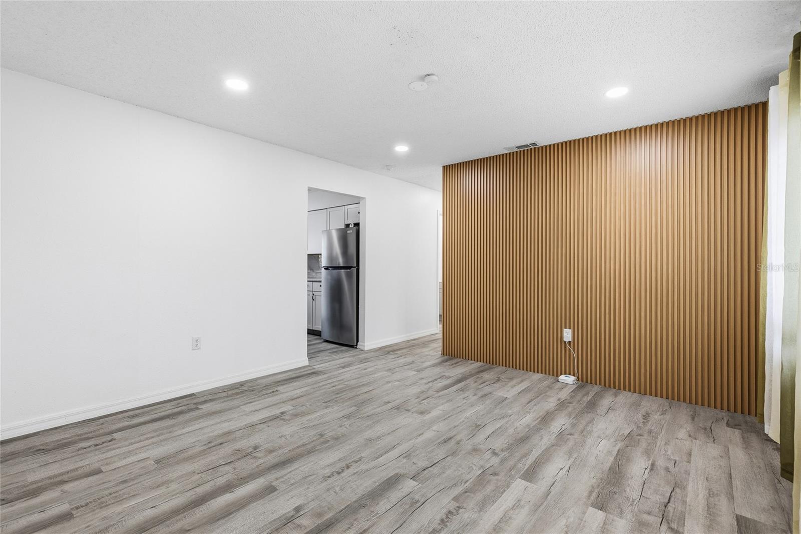 Image 5 of 36 For 2117 Lemon Street