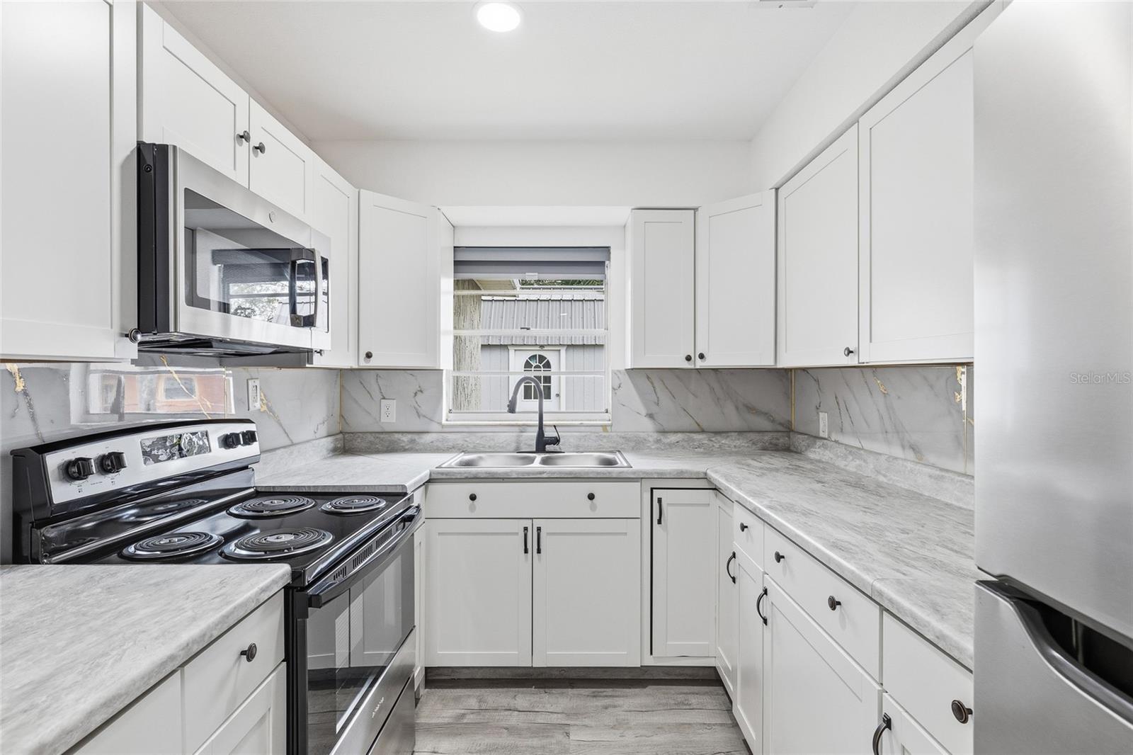 Image 6 of 36 For 2117 Lemon Street