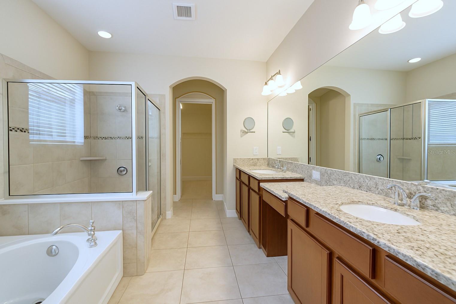 Image 16 of 45 For 11807 Padua Lane