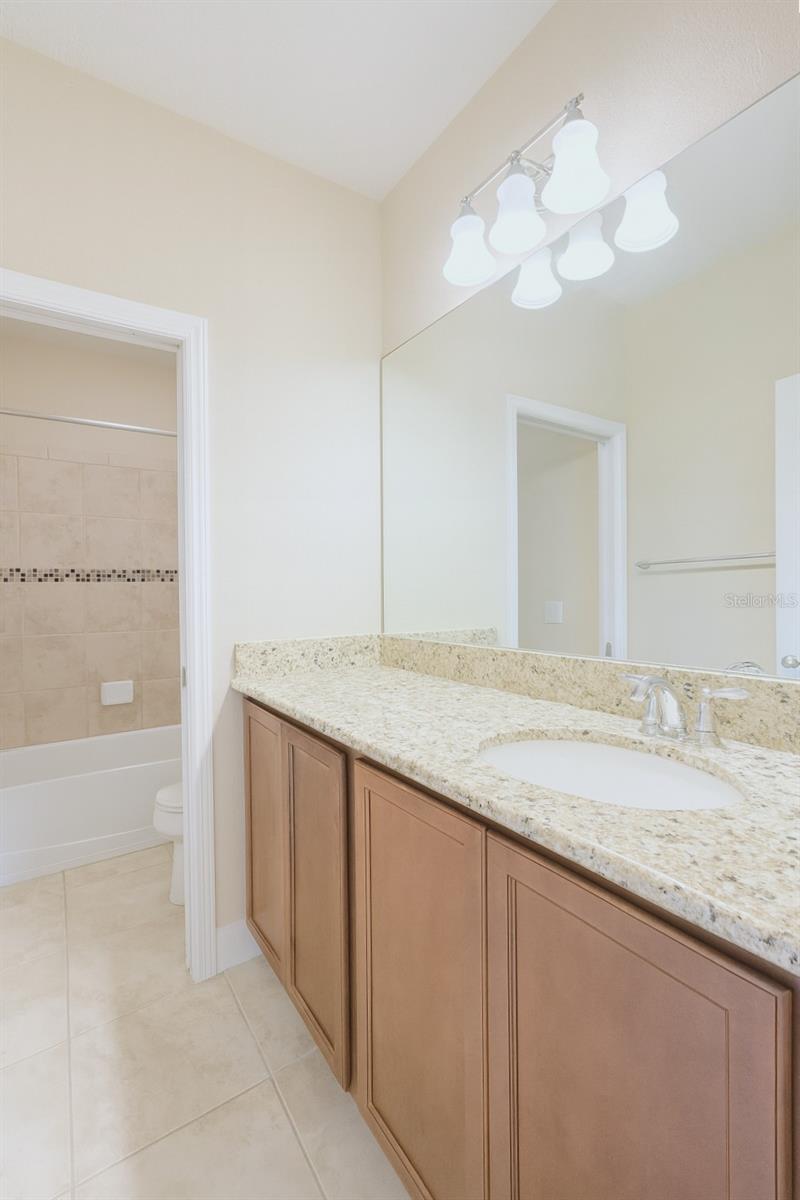 Image 31 of 45 For 11807 Padua Lane