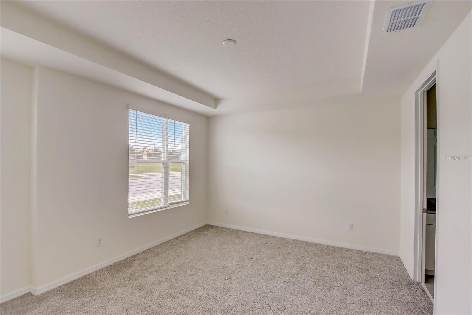 Image 39 of 44 For 1688 Tropical Palms Circle