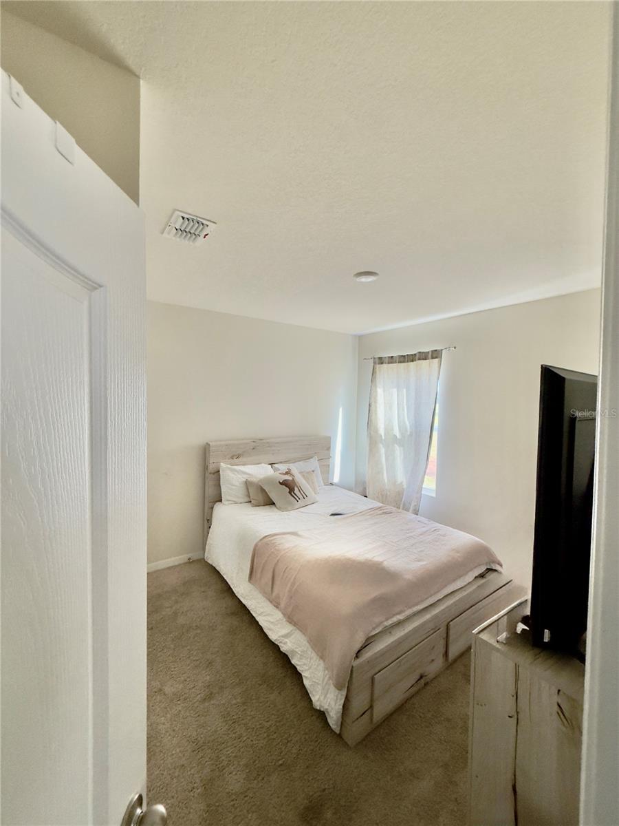 Image 28 of 42 For 5653 Winona Drive