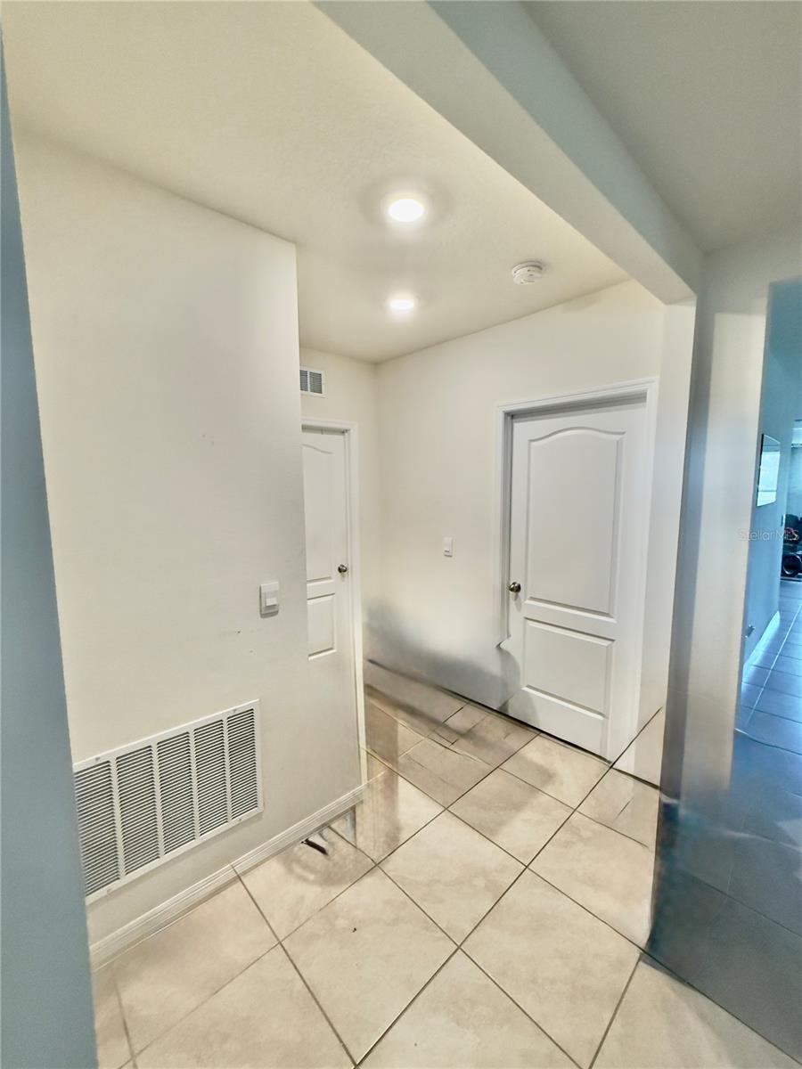 Image 31 of 42 For 5653 Winona Drive