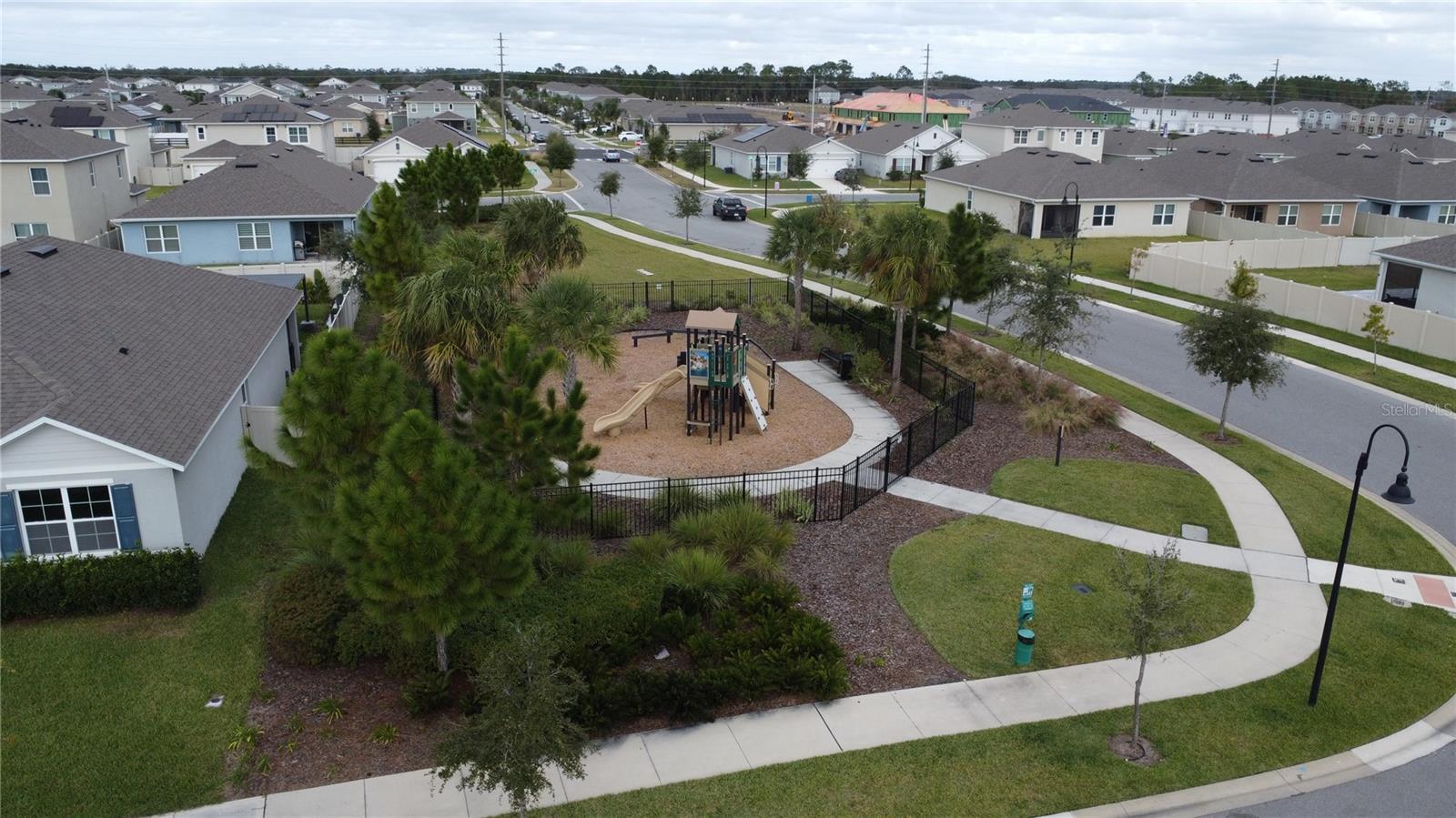 Image 36 of 42 For 5653 Winona Drive