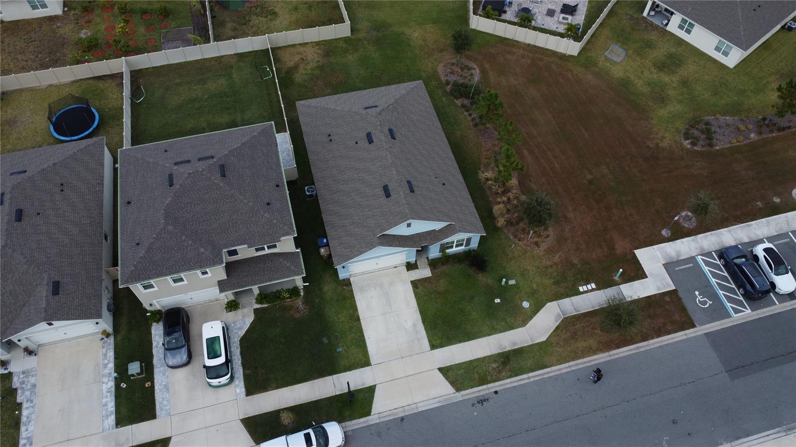 Image 4 of 42 For 5653 Winona Drive