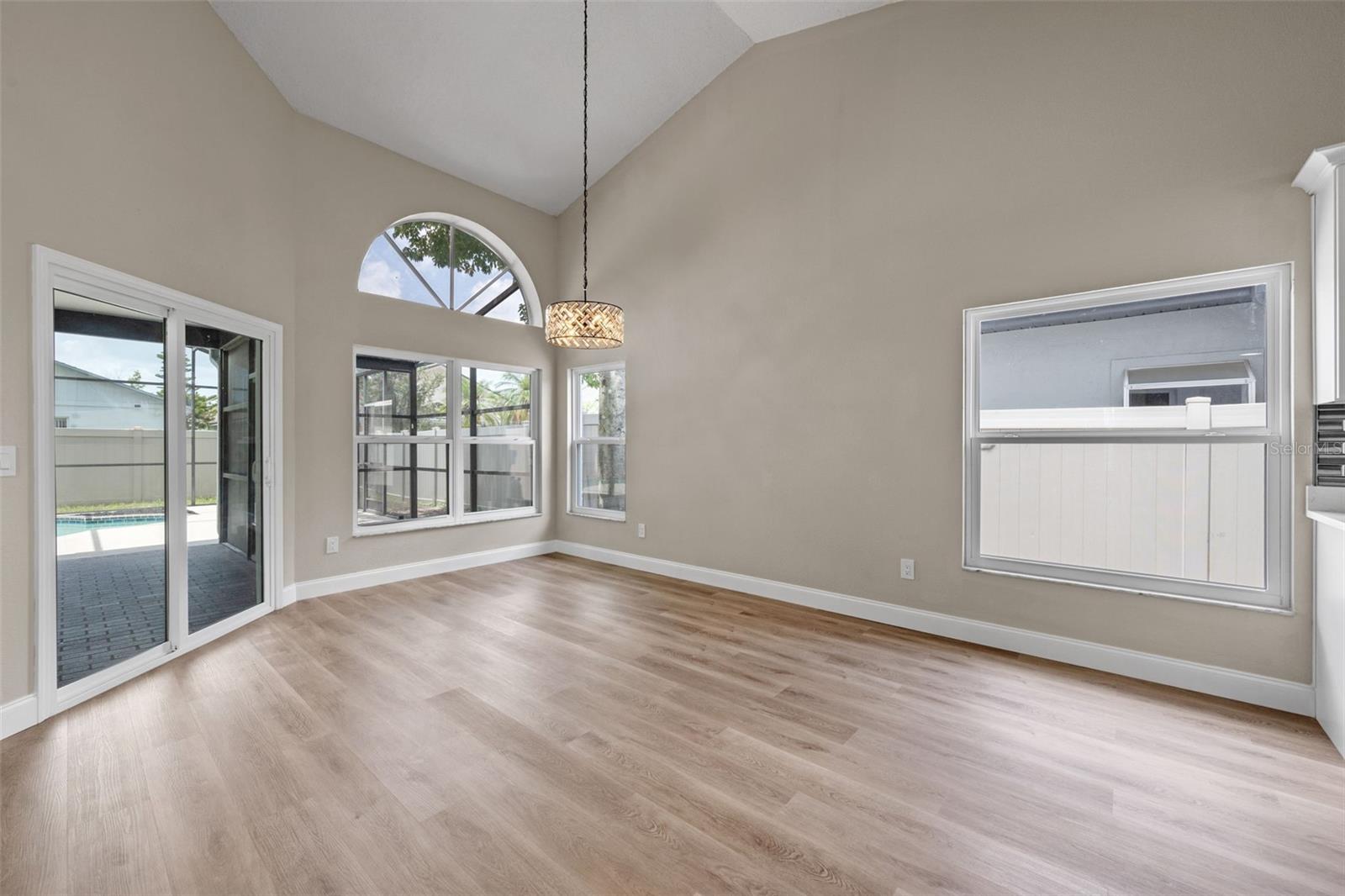 Image 22 of 50 For 14639 Musket Fire Lane