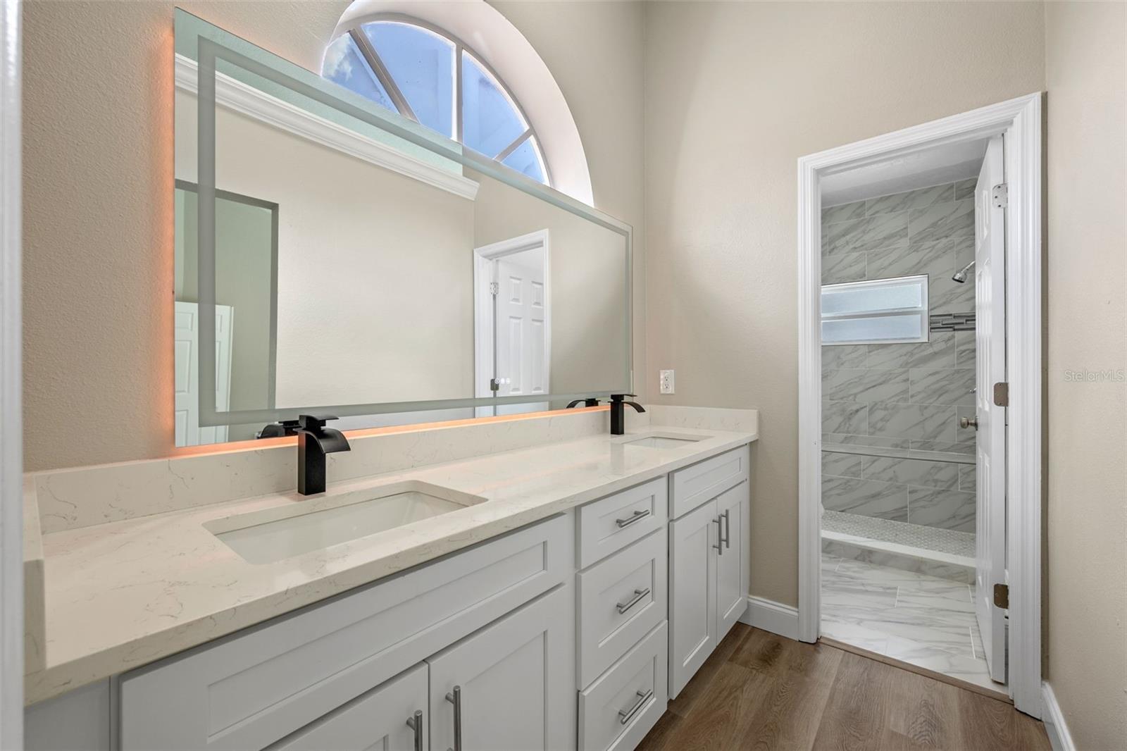 Image 34 of 50 For 14639 Musket Fire Lane