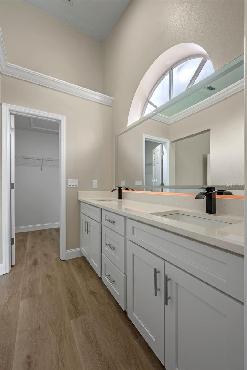 Image 38 of 50 For 14639 Musket Fire Lane