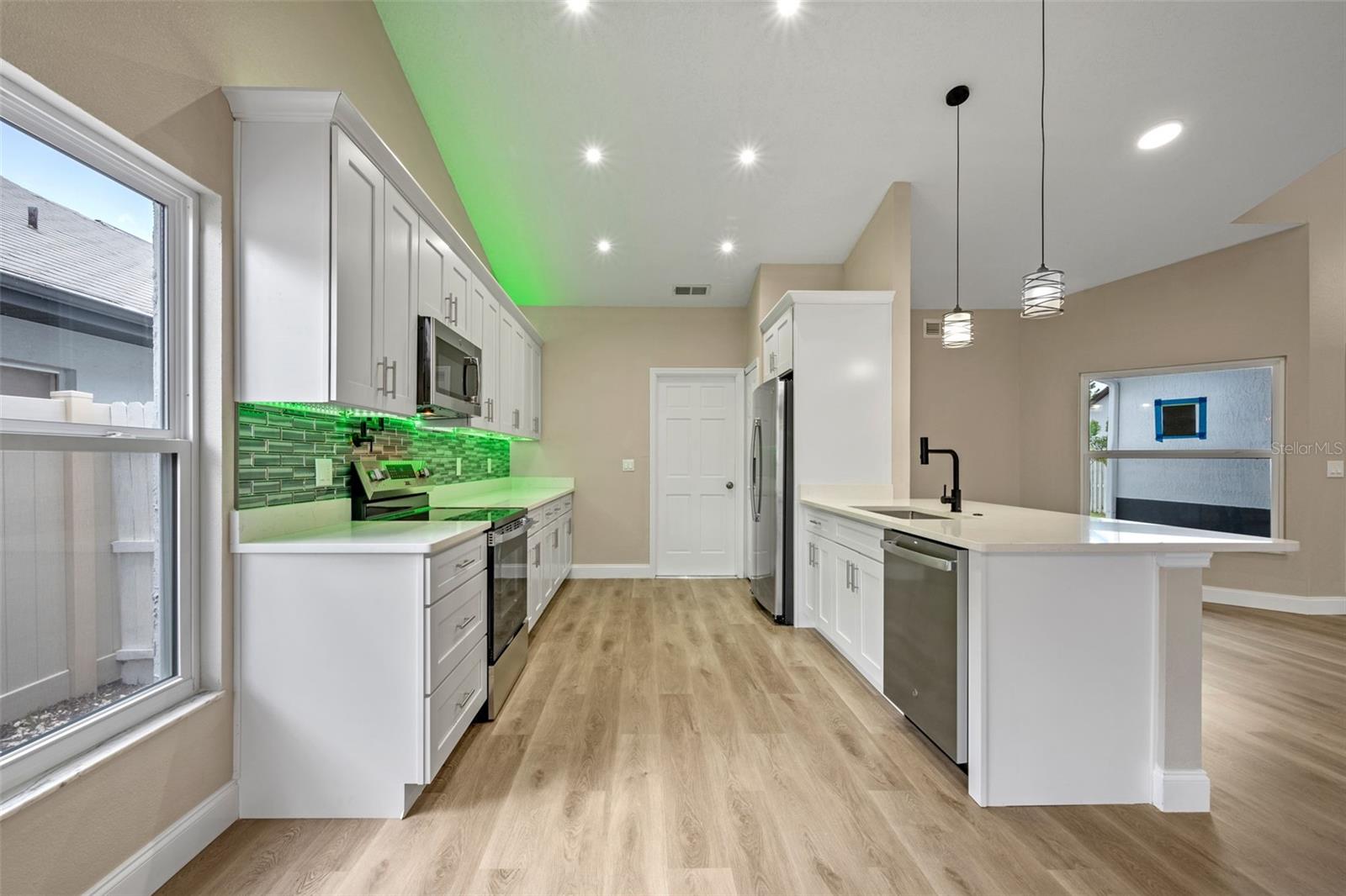 Image 6 of 50 For 14639 Musket Fire Lane