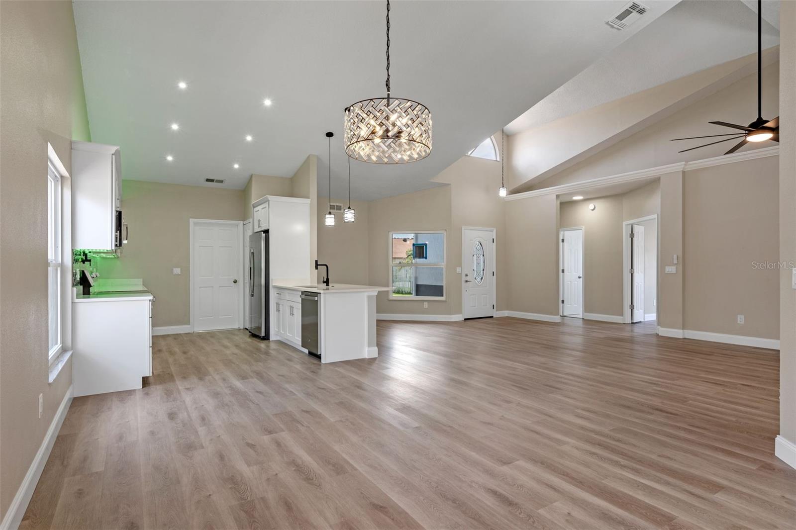 Image 7 of 50 For 14639 Musket Fire Lane