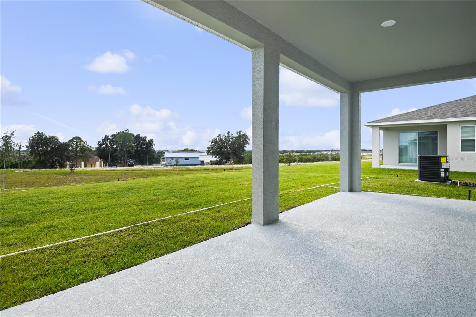 Image 21 of 23 For 1272 Daisy Hill Avenue