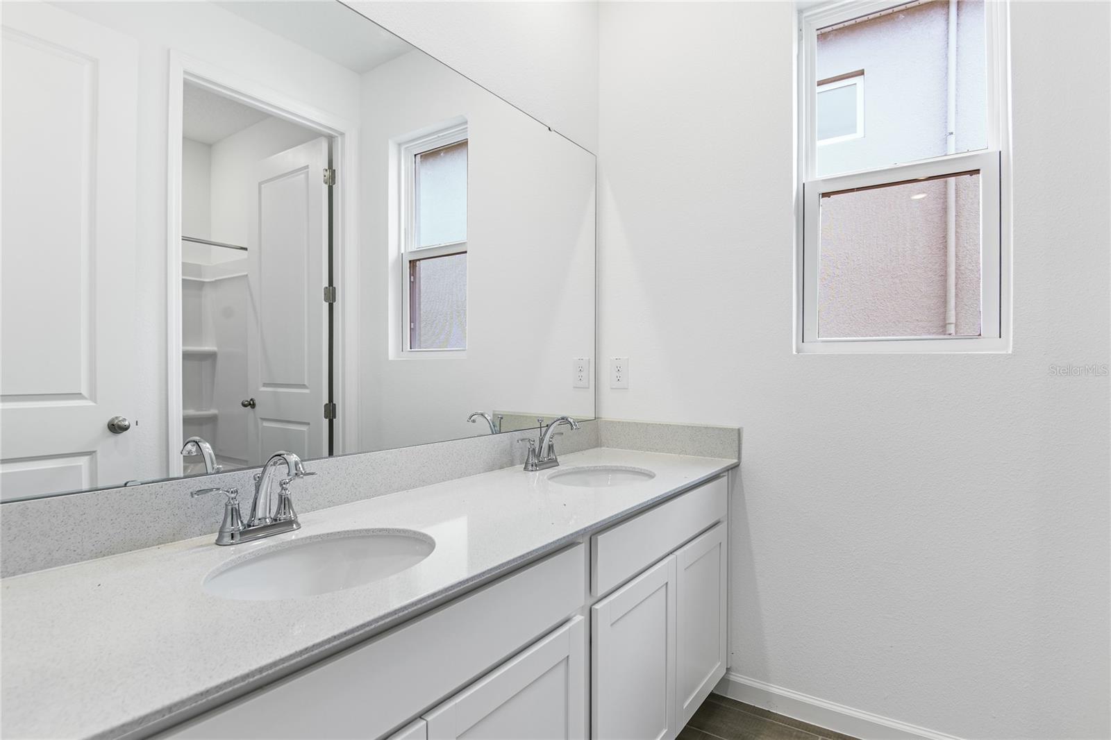 Image 4 of 16 For 328 Alexandrite Street