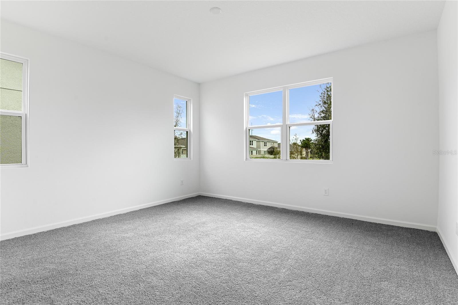 Image 9 of 16 For 328 Alexandrite Street