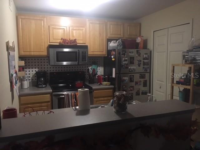 Image 7 of 15 For 8939 Latrec Avenue 1205