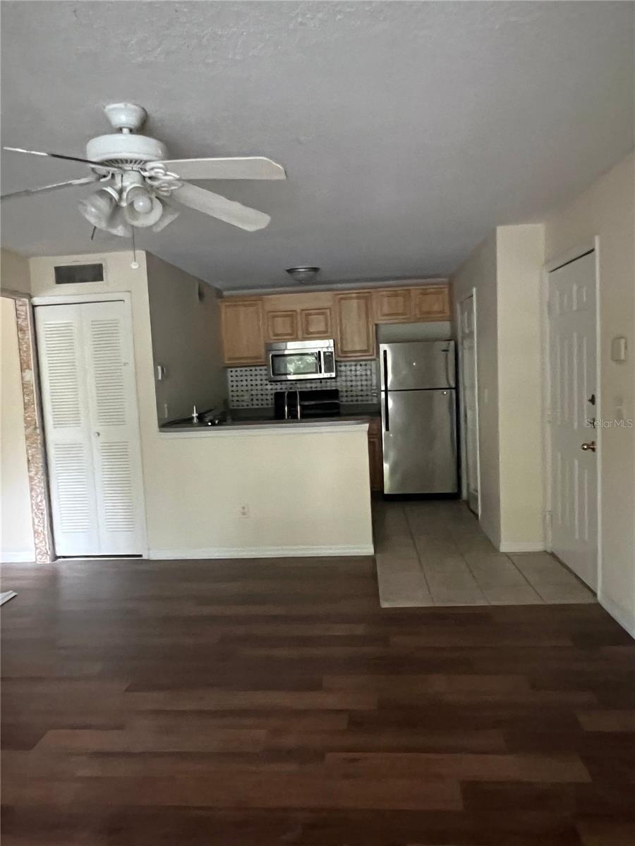 Image 8 of 15 For 8939 Latrec Avenue 1205