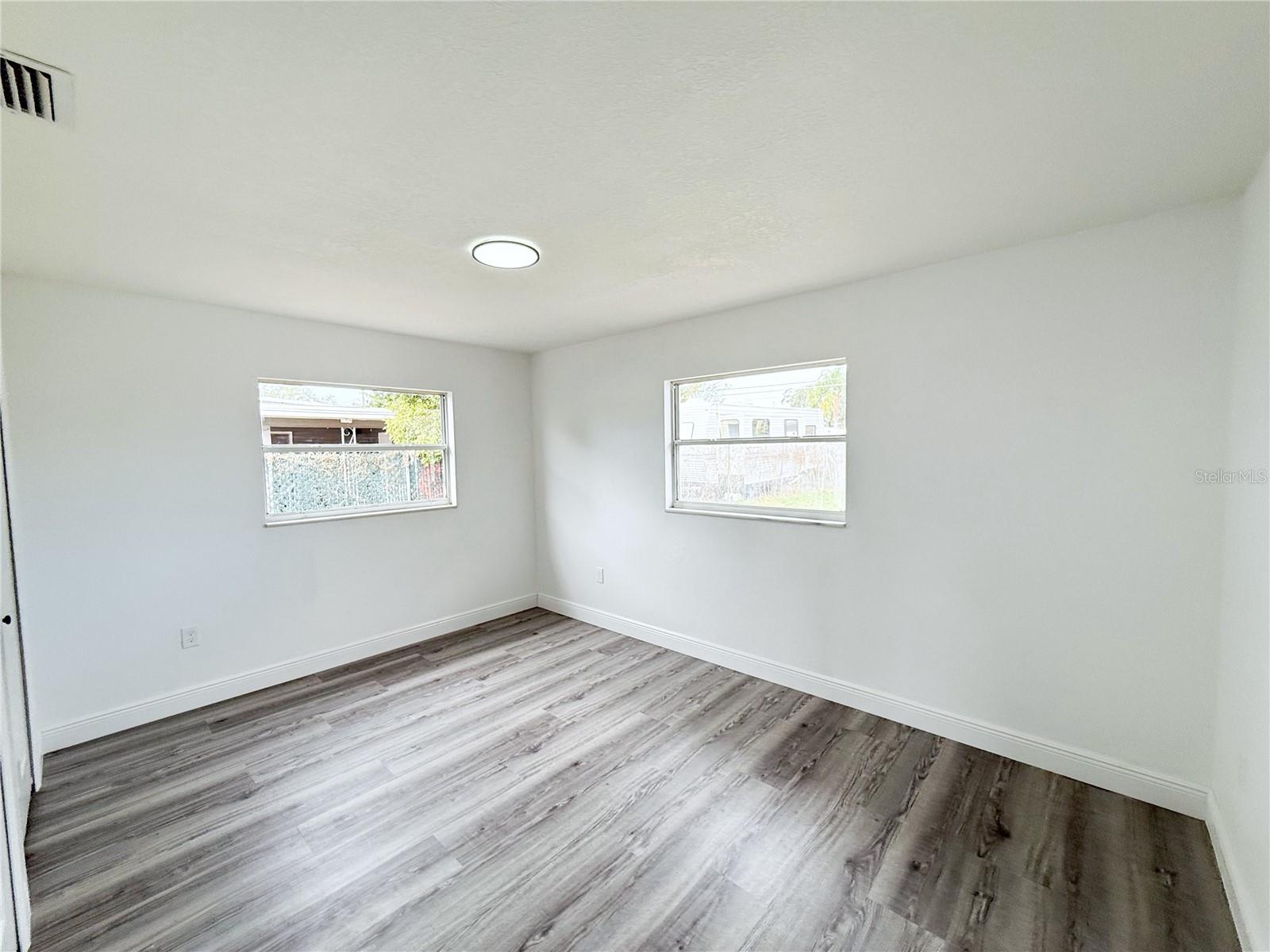 Image 14 of 25 For 2329 Doris Street