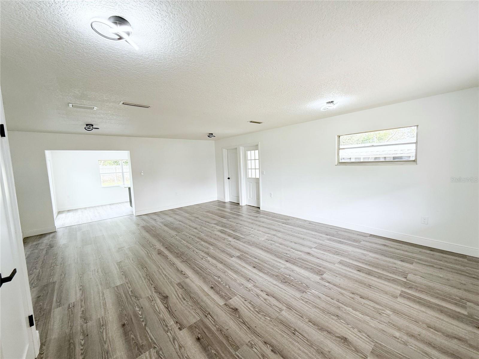 Image 2 of 25 For 2329 Doris Street