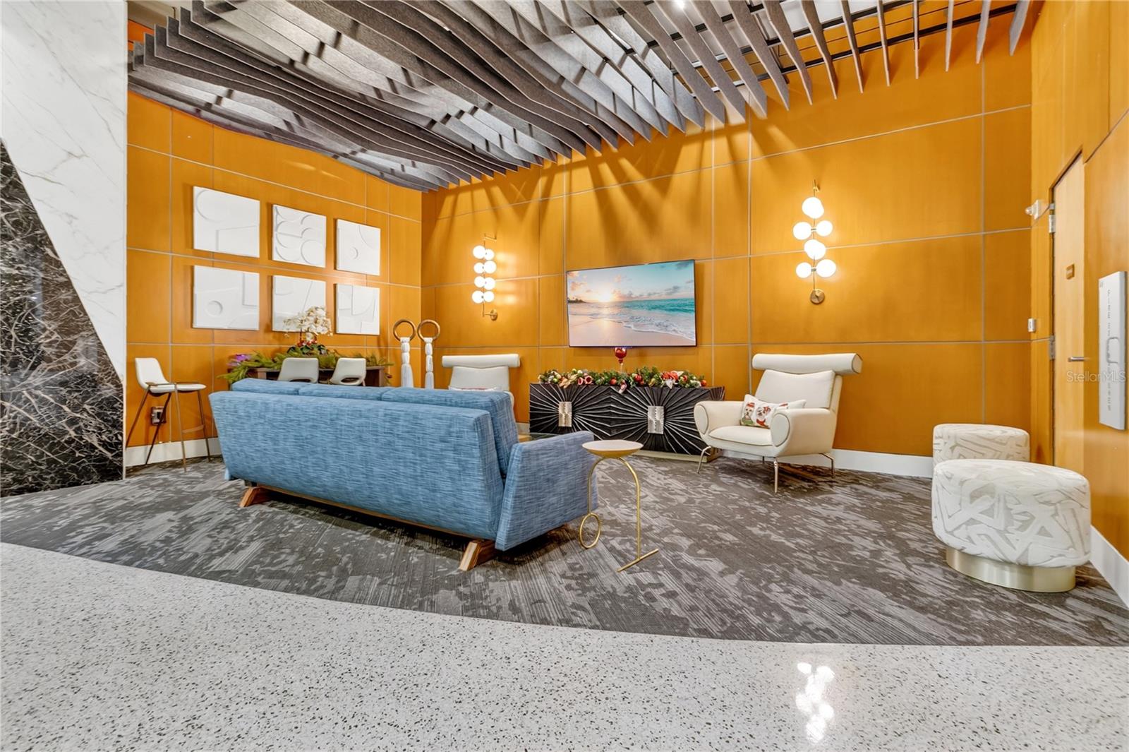 Image 3 of 36 For 155 Court Avenue 2403