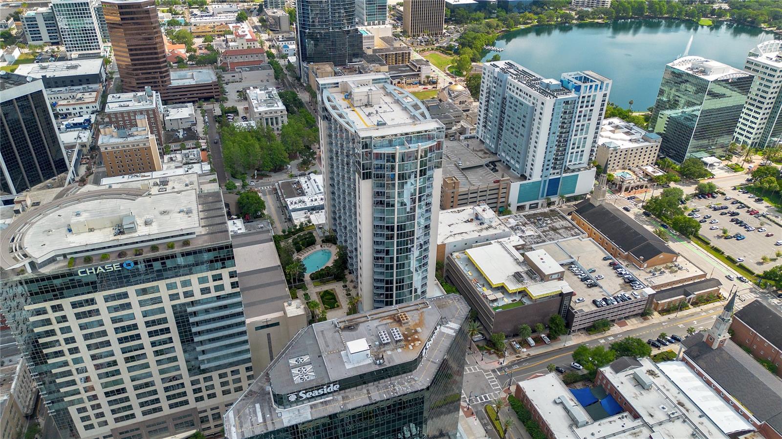 Image 32 of 36 For 155 Court Avenue 2403