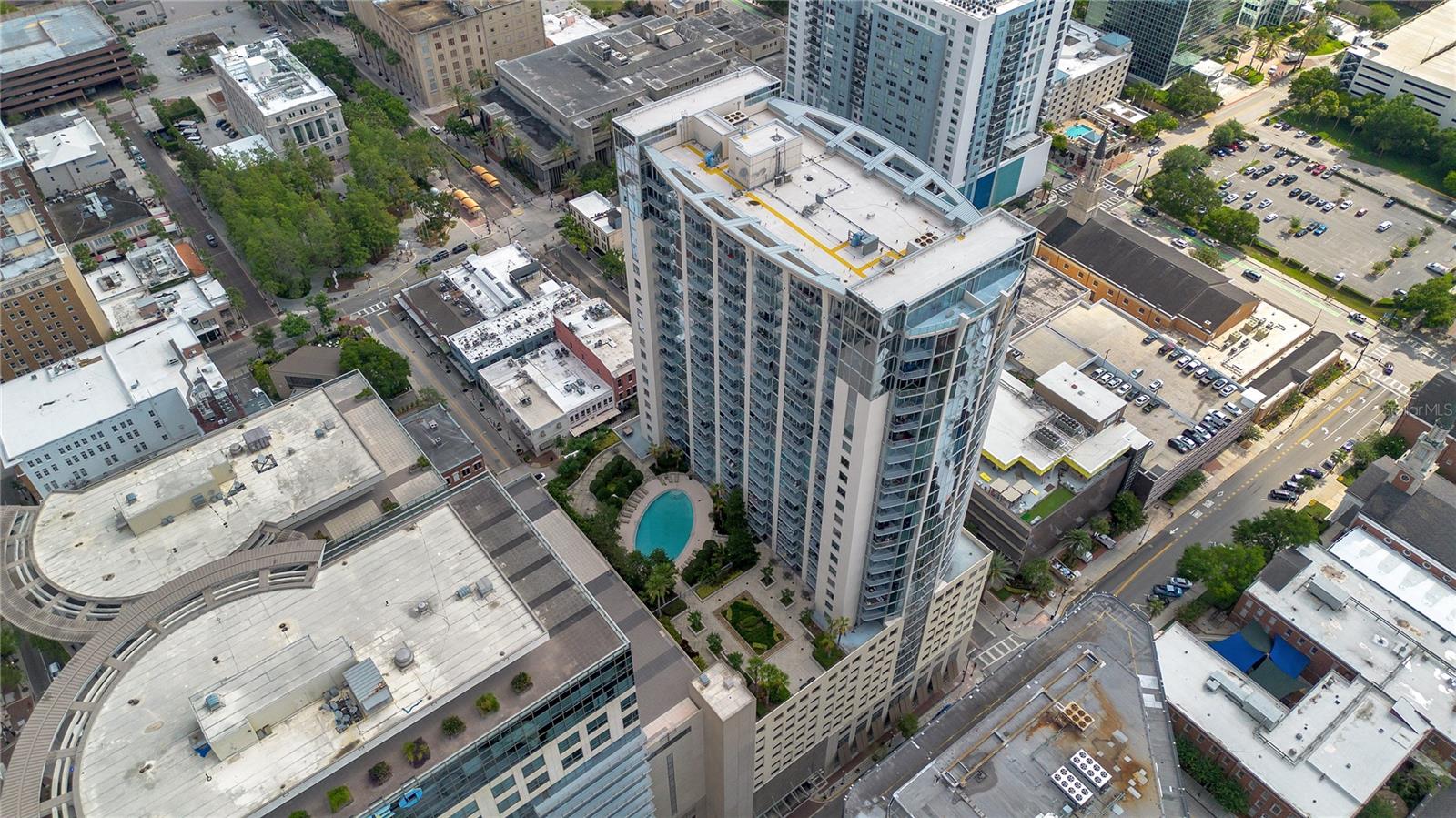 Image 34 of 36 For 155 Court Avenue 2403