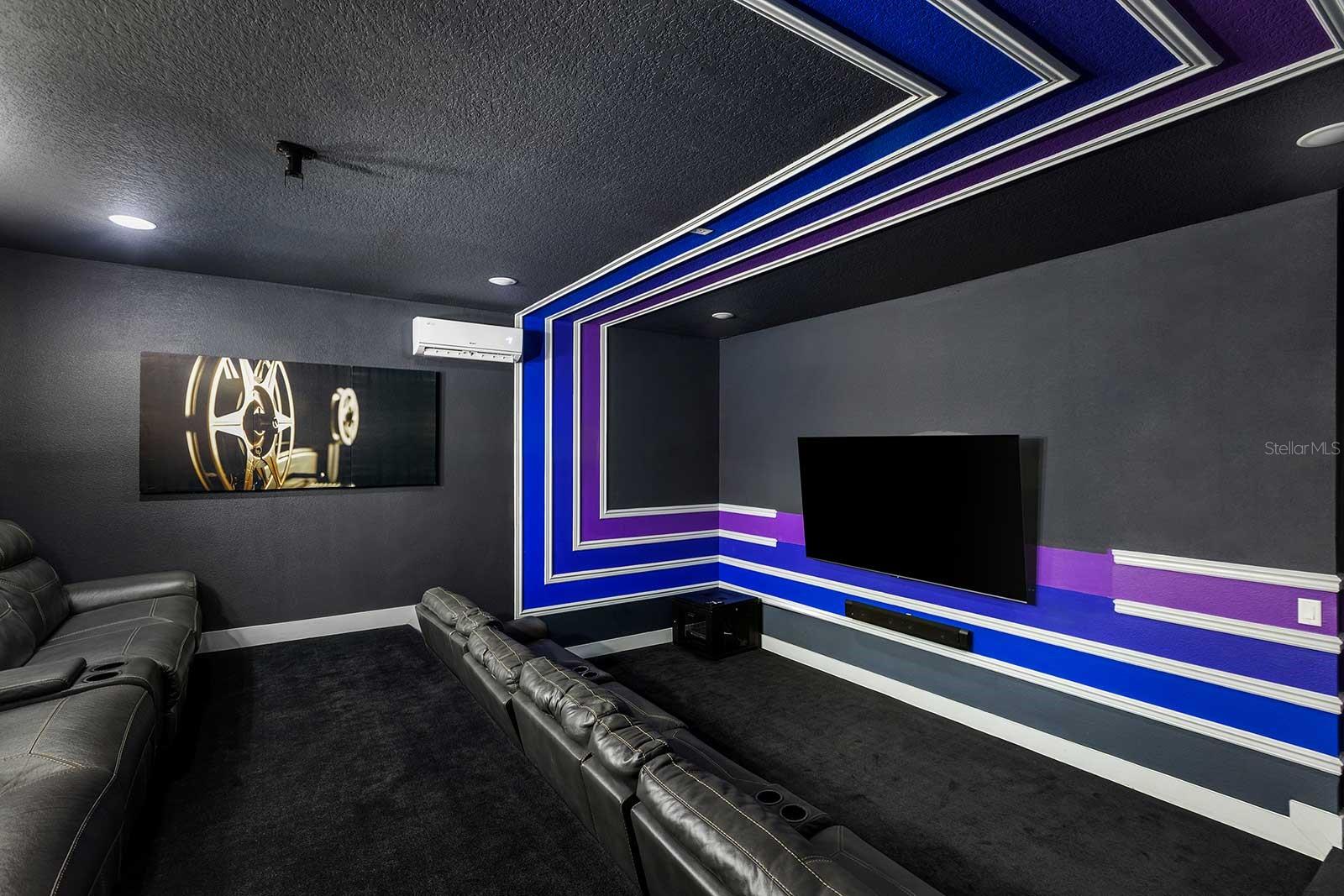 Image 12 of 40 For 8025 Oak Shadow Court