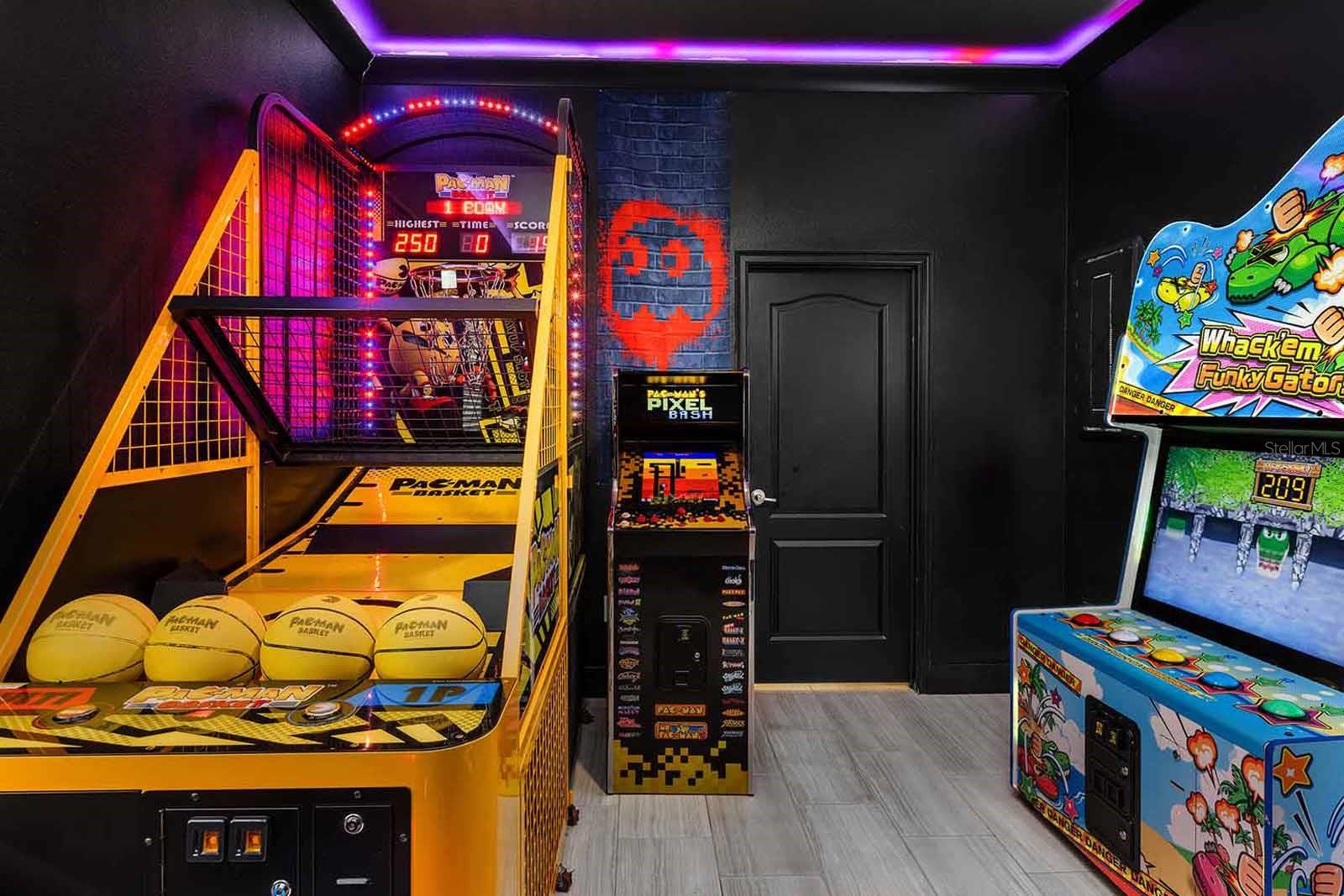 Image 15 of 40 For 8025 Oak Shadow Court