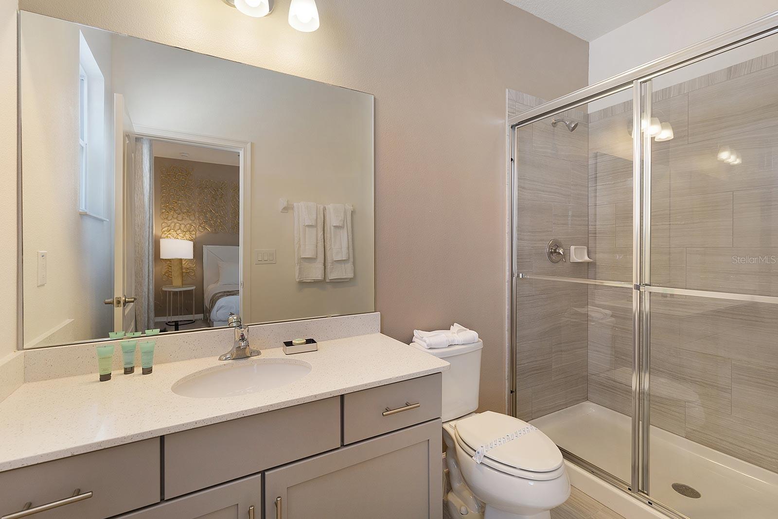 Image 22 of 40 For 8025 Oak Shadow Court