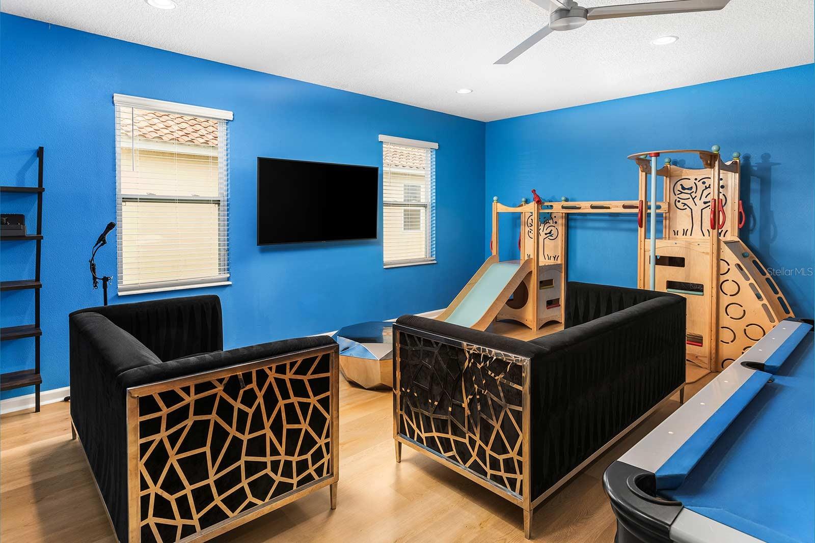 Image 29 of 40 For 8025 Oak Shadow Court