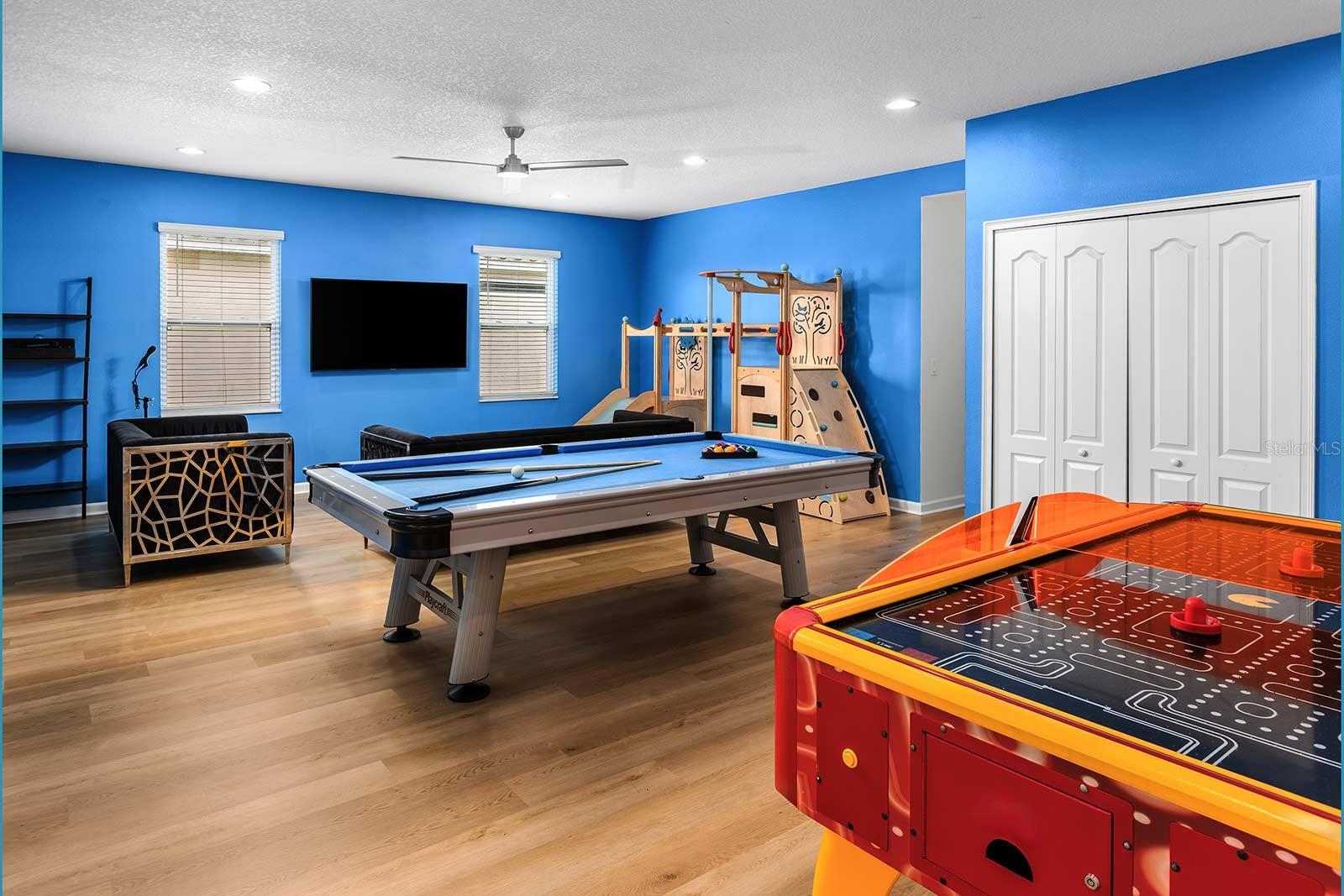 Image 30 of 40 For 8025 Oak Shadow Court