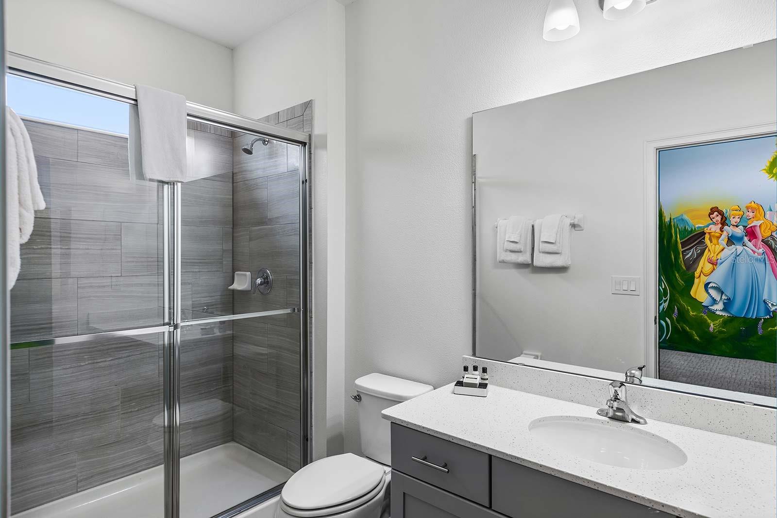 Image 34 of 40 For 8025 Oak Shadow Court